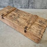 Coffre ancien table basse XIXe siècle 57x152 cm