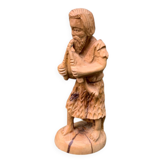 1979 Statuette en bois olivier vieil homme avec corne ram Vintage ancien fait en France sculpture