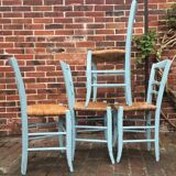 Set of 4 wooden chairs