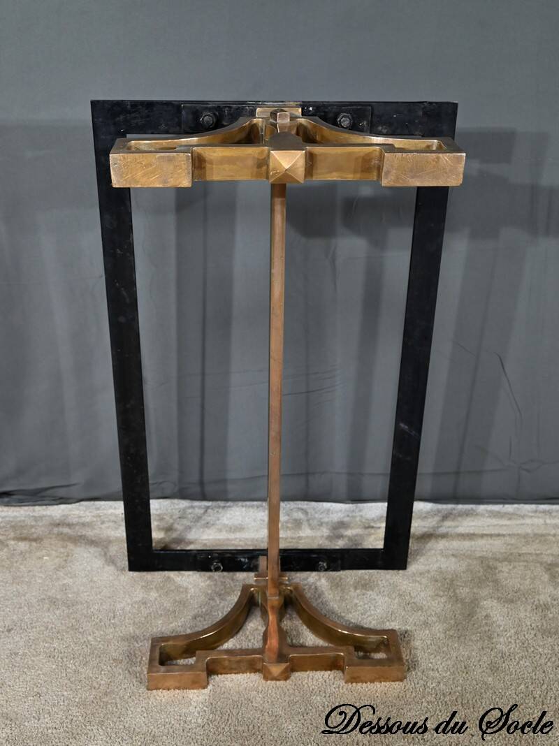 Brass and travertine coffee table, Art Deco period, 1930