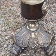 Bronze lamp