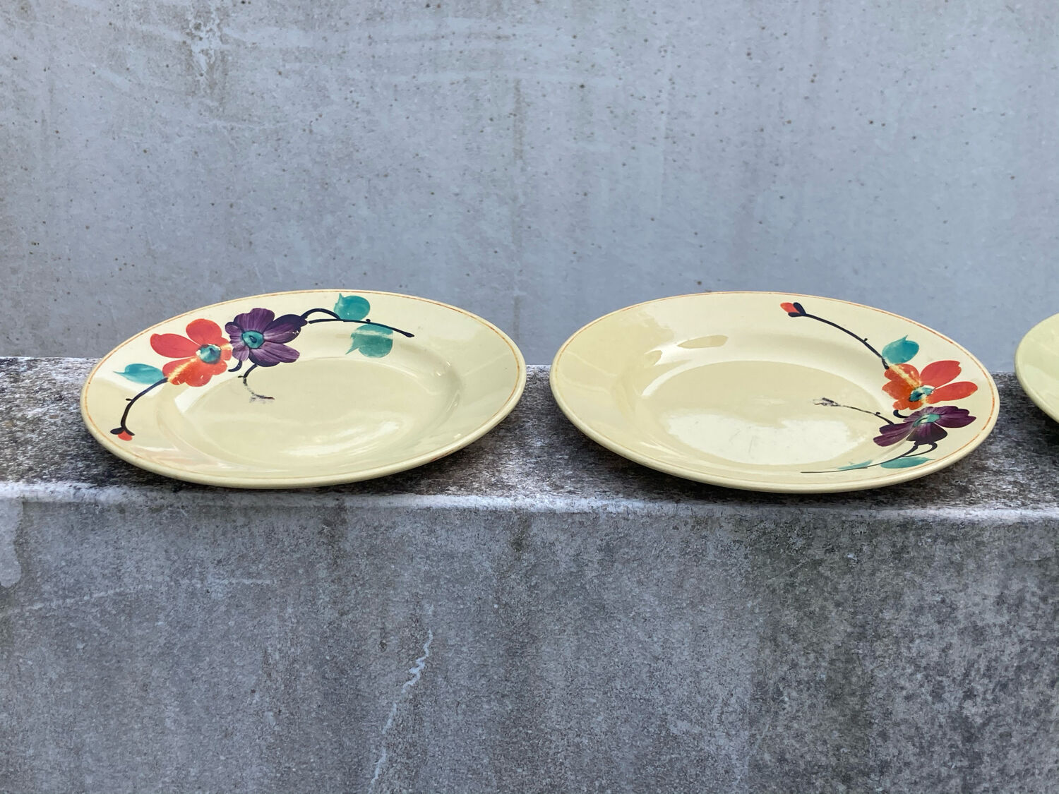 Lot flower plates Sarreguemines