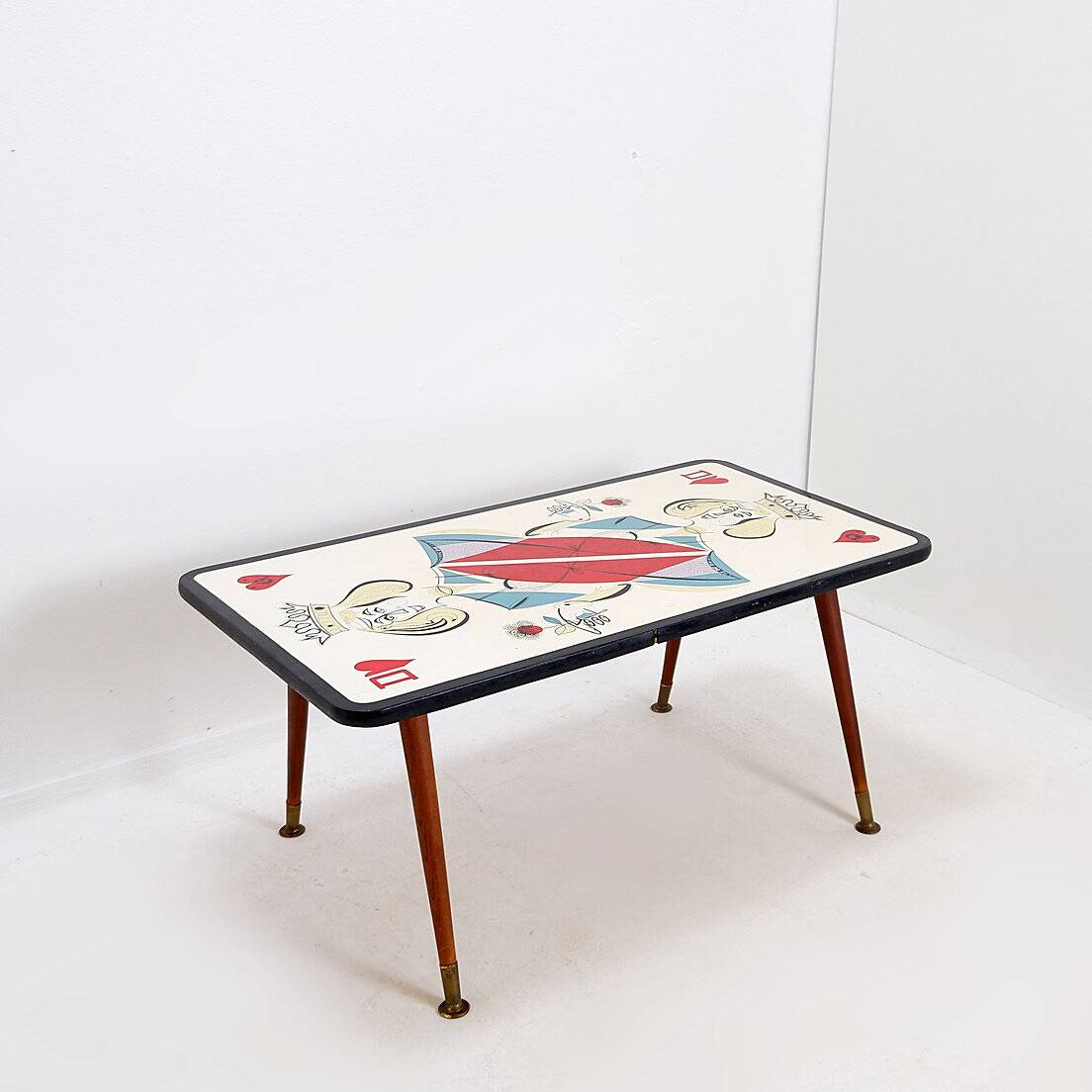 Mid-Century "Lady of Hearts" coffee table - 1950s