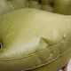 Fauteuil Chesterfield en cuir vert olive