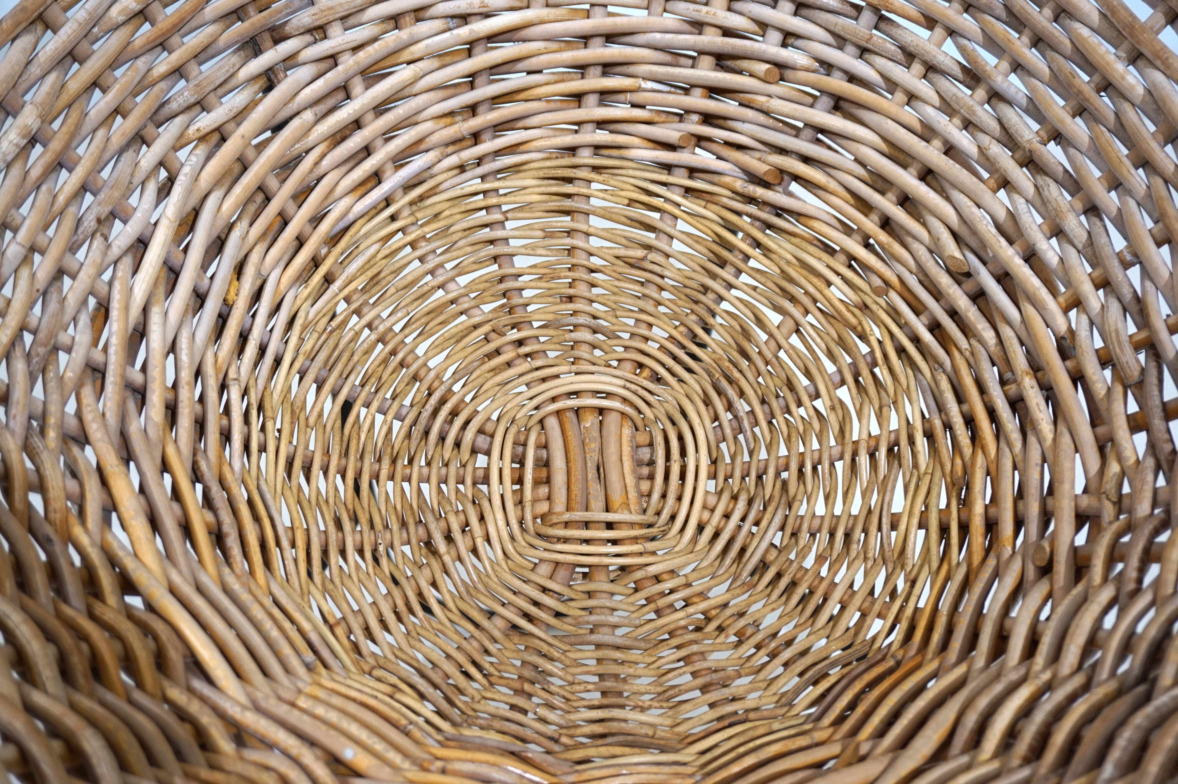 Set of 2 wicker pod chairs from the 60s