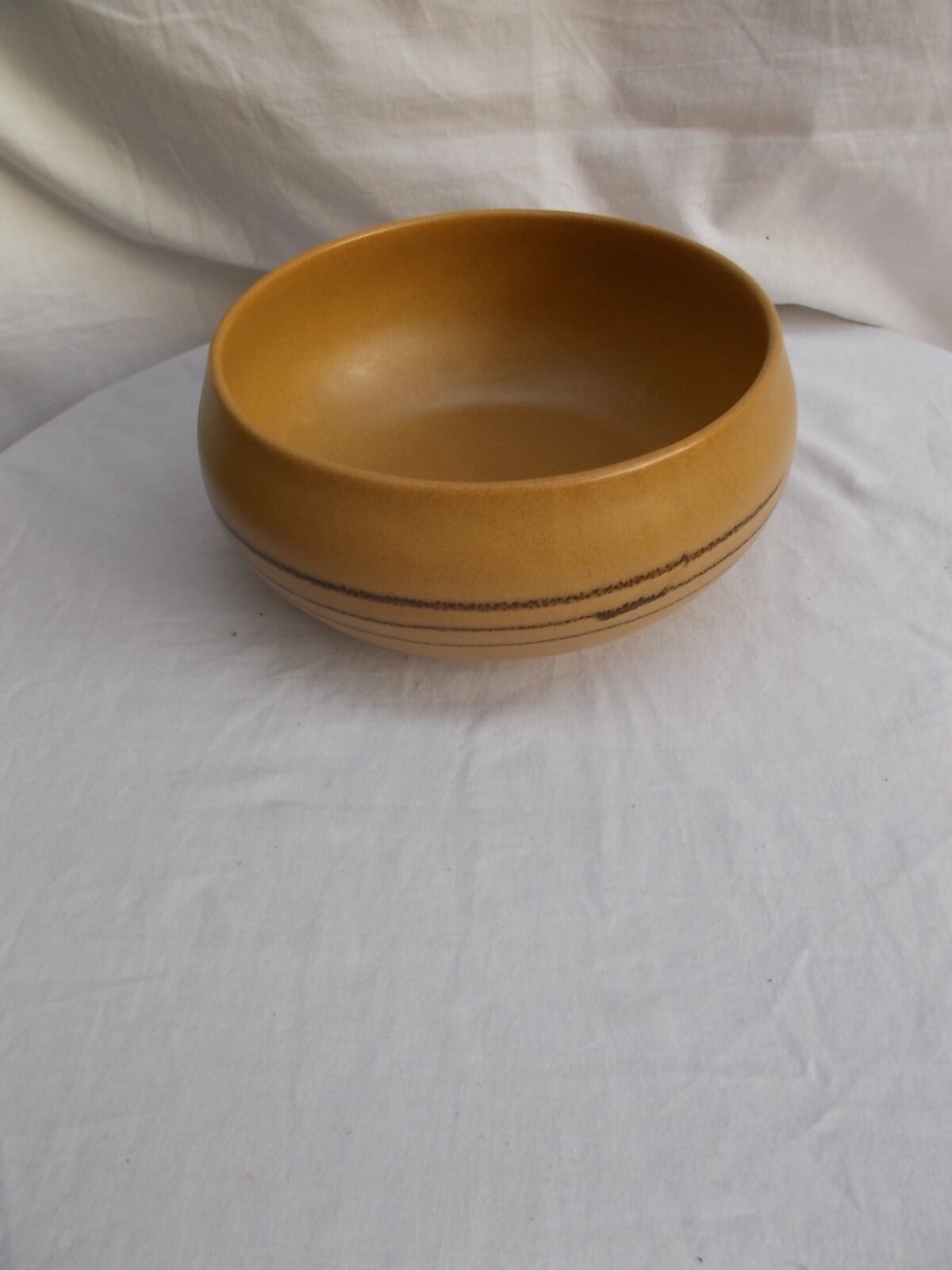 Sarreguemines sandstone salad bowl
