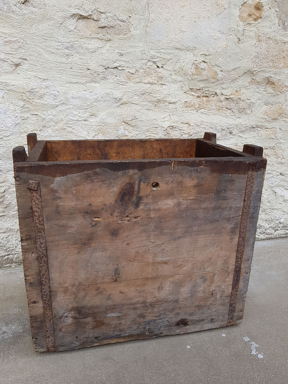 Very rare transport case for US sewing machine