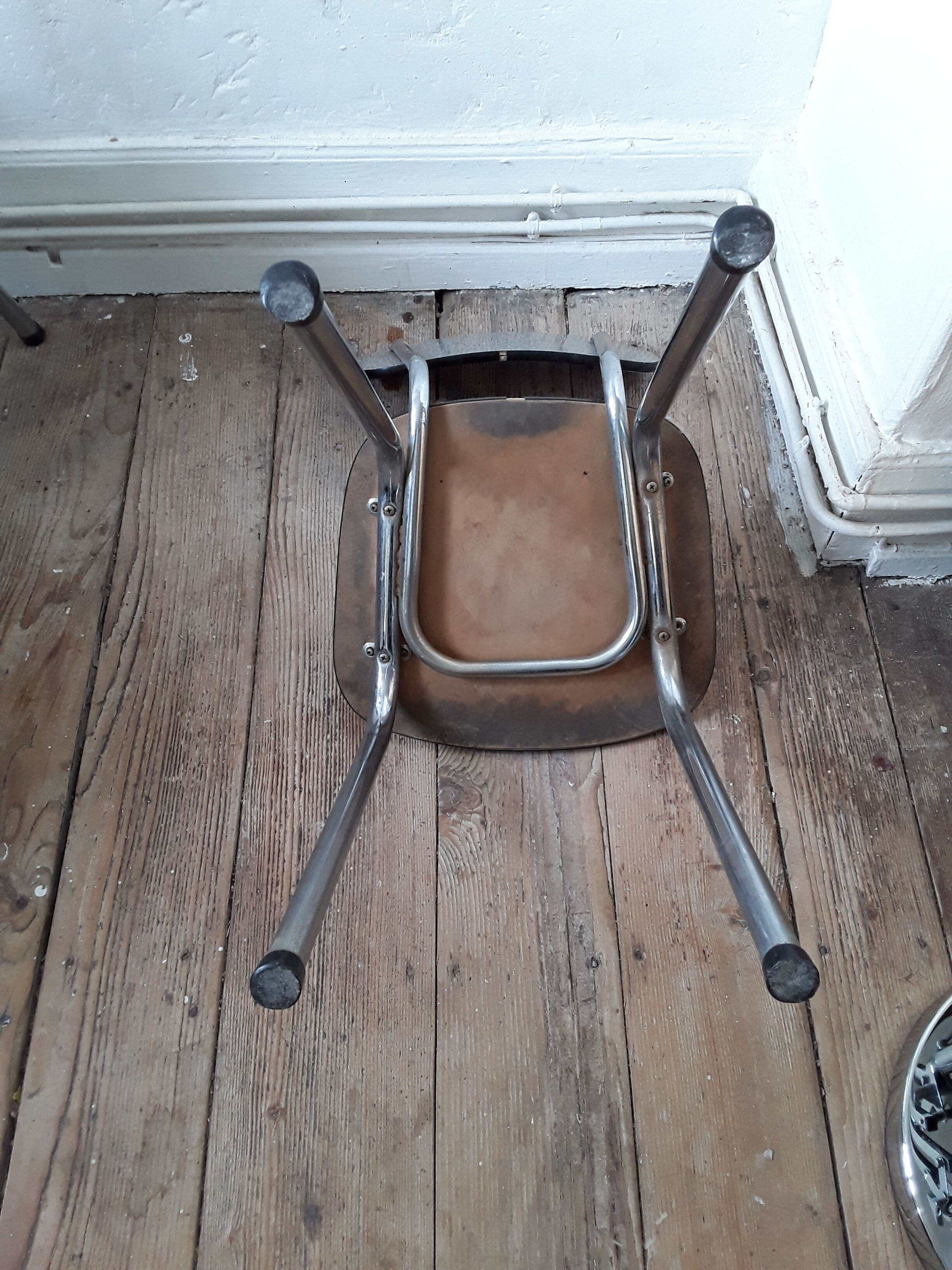 4 vintage formica chairs from 60/70