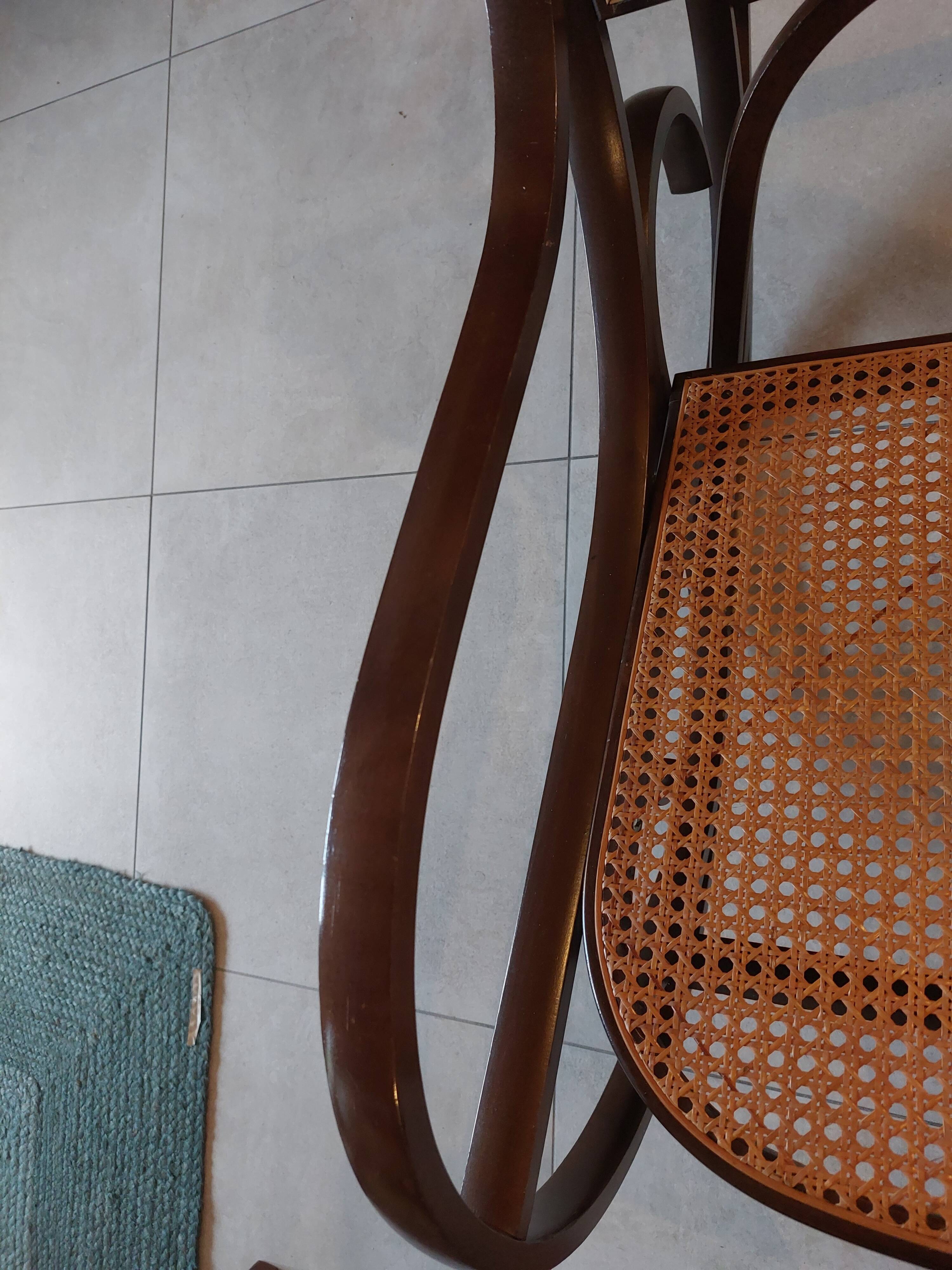 Rocking-chair en bois courbé