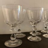 8 verres anciens, soufflés, à vin, à pied, en cristal taillé Baccarat, XIXème
