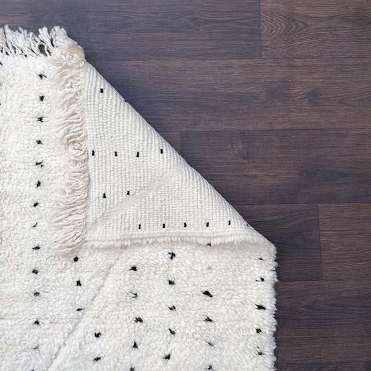 Berber rug with black dots