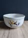 Saladier vintage faïence blanche oiseau exotique style Moustiers