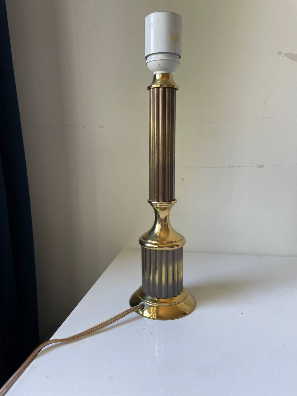 Vintage art deco style lampbase   height 32  cm