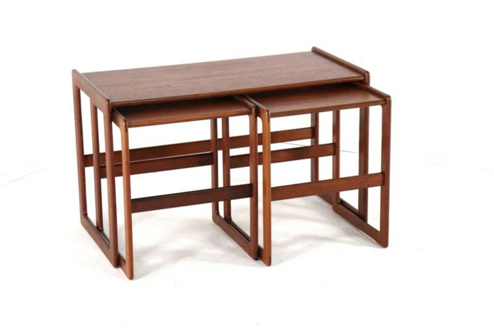 Arne Hovmand Olsen coffee table for Mogens Kold with 2 nesting tables.