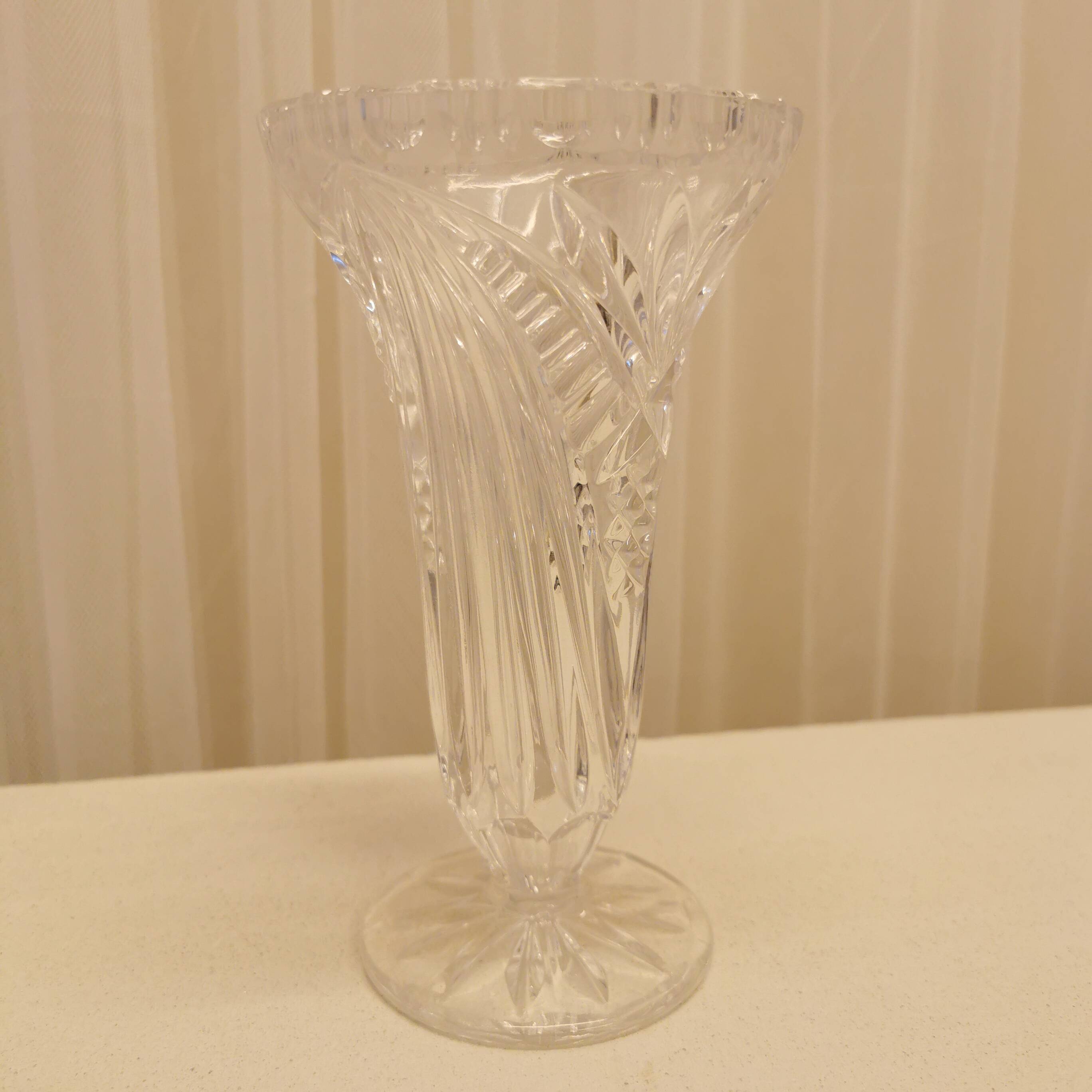 Chiseled crystal vase