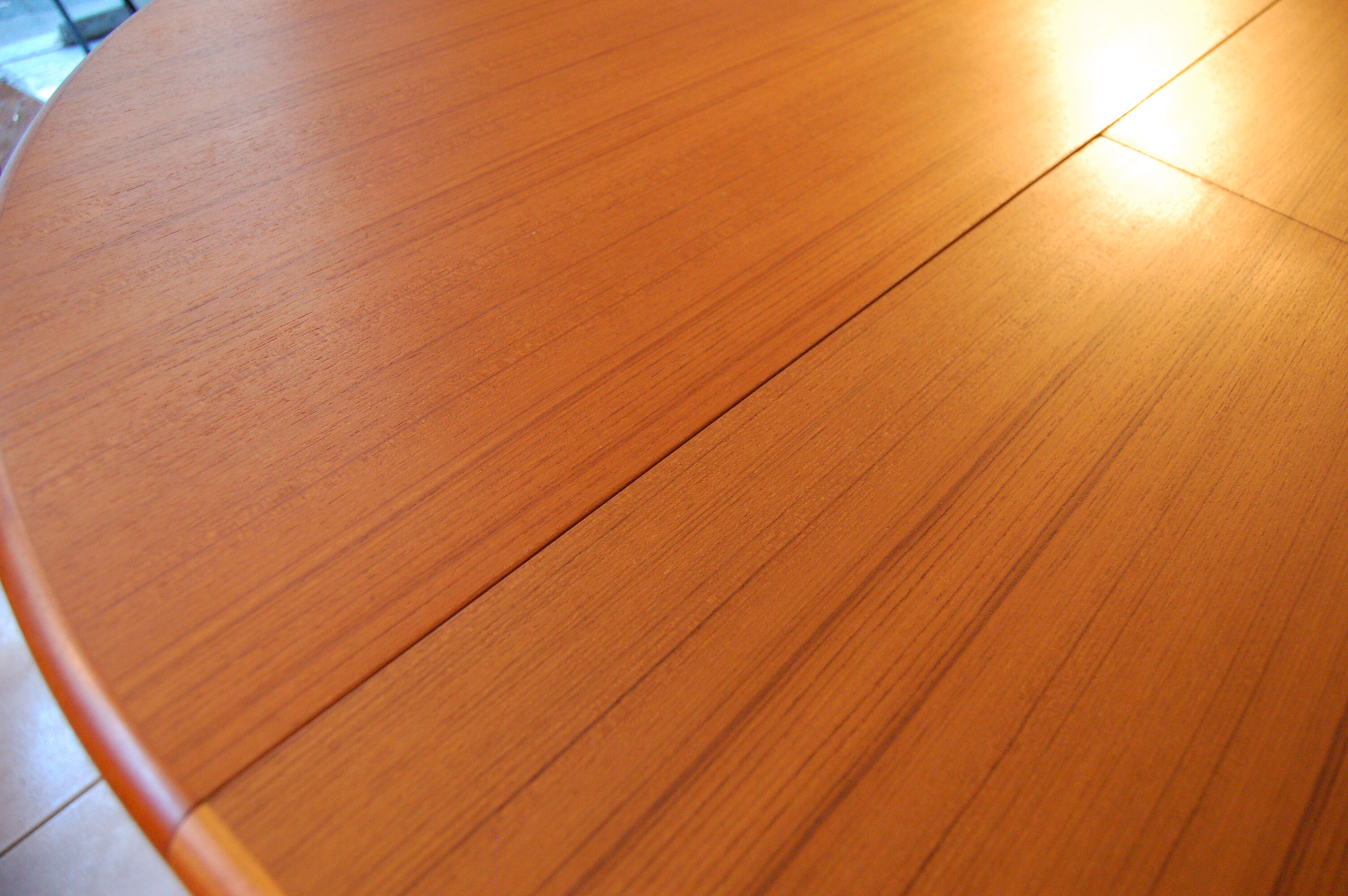 Table expandable 60s massive teak