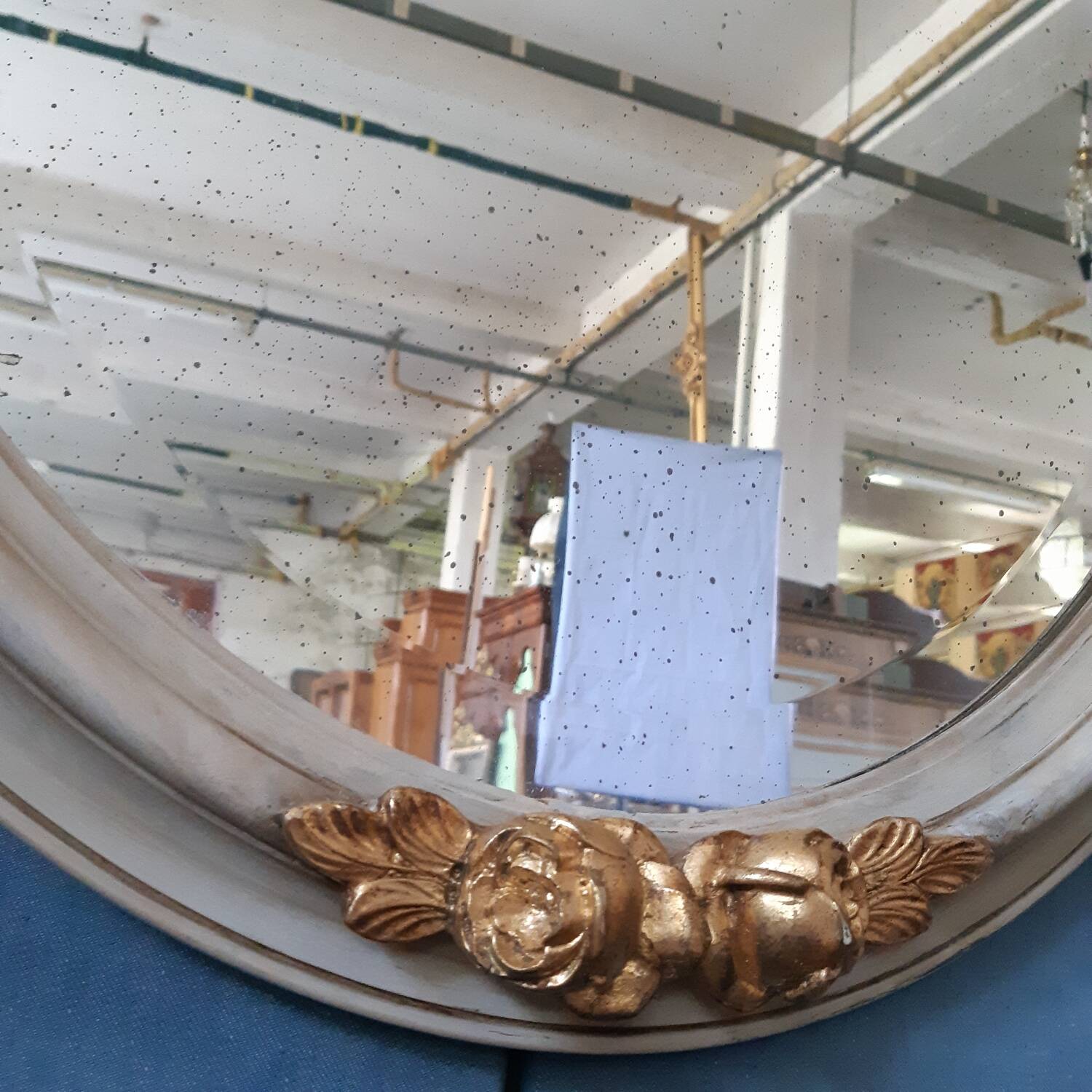 White and gold oval mirror 101X70