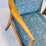 Deux fauteuils modèles Casala