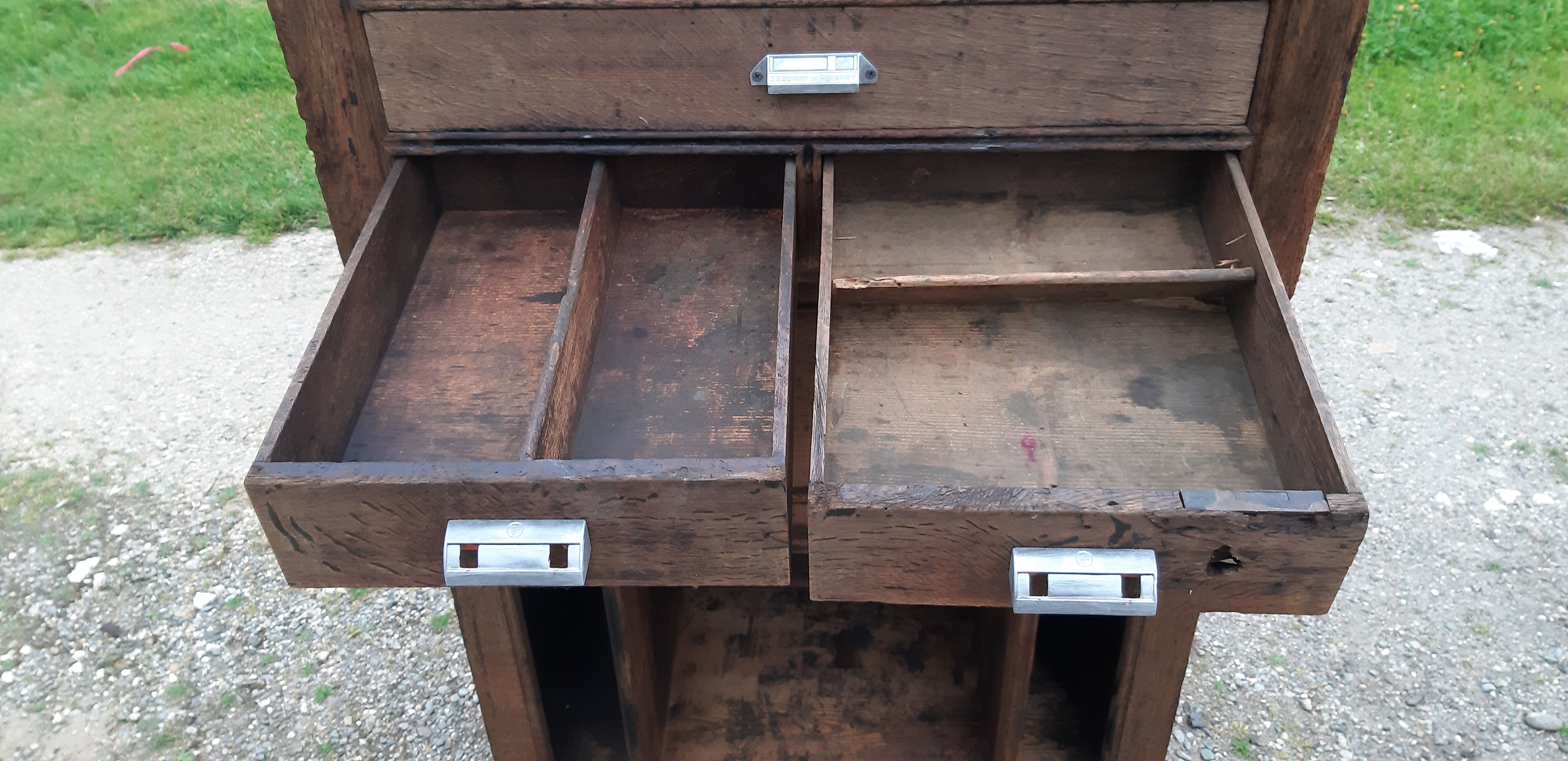 Furniture store box oak