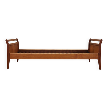 Lit en teck, design danois, années 1970, production : Danemark
