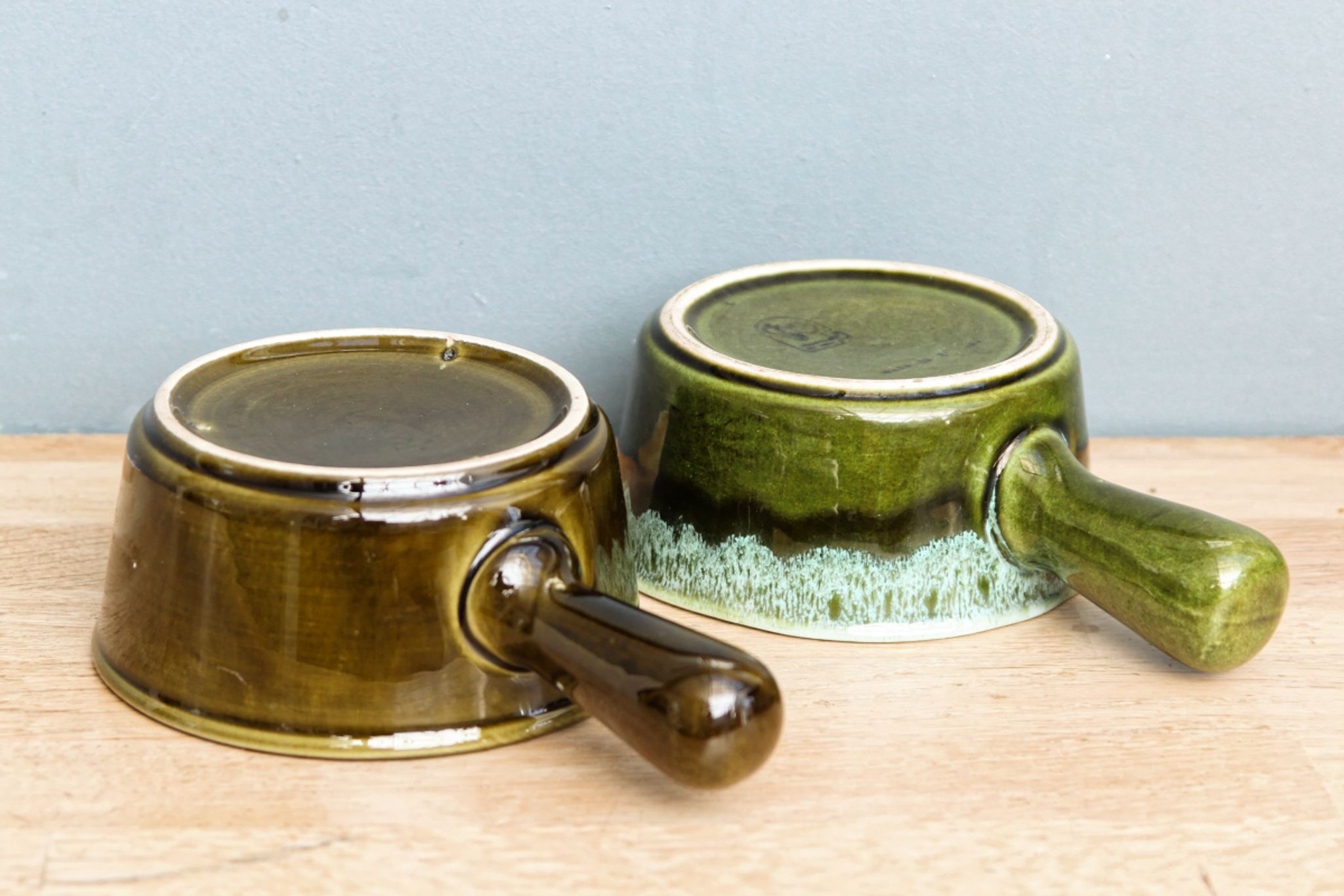 Pair of cassolettes in faience