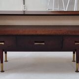 Buffet bas du milieu du siècle