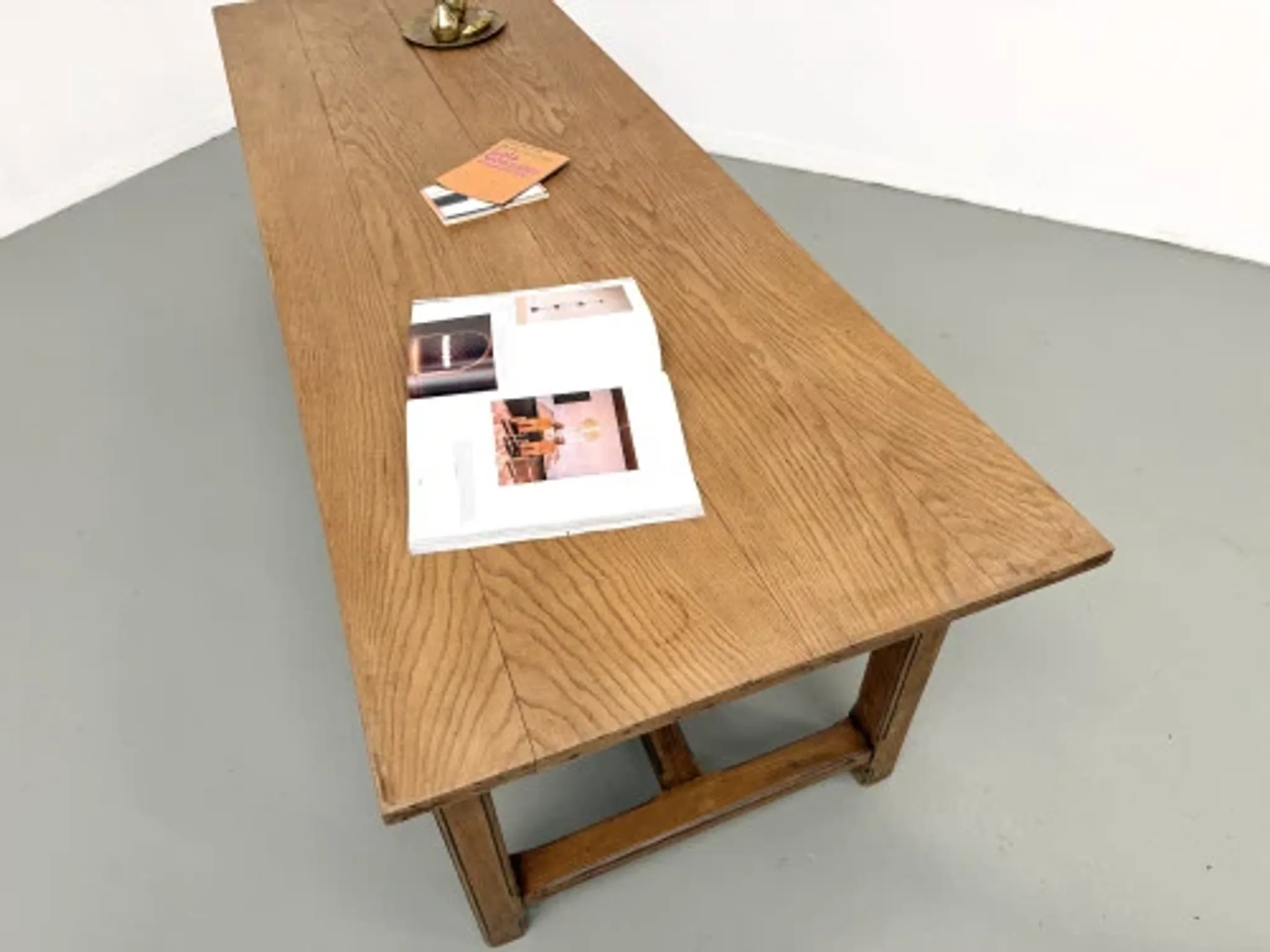 Solid oak farmhouse table, 1970s