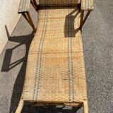 Wicker chaise longue
