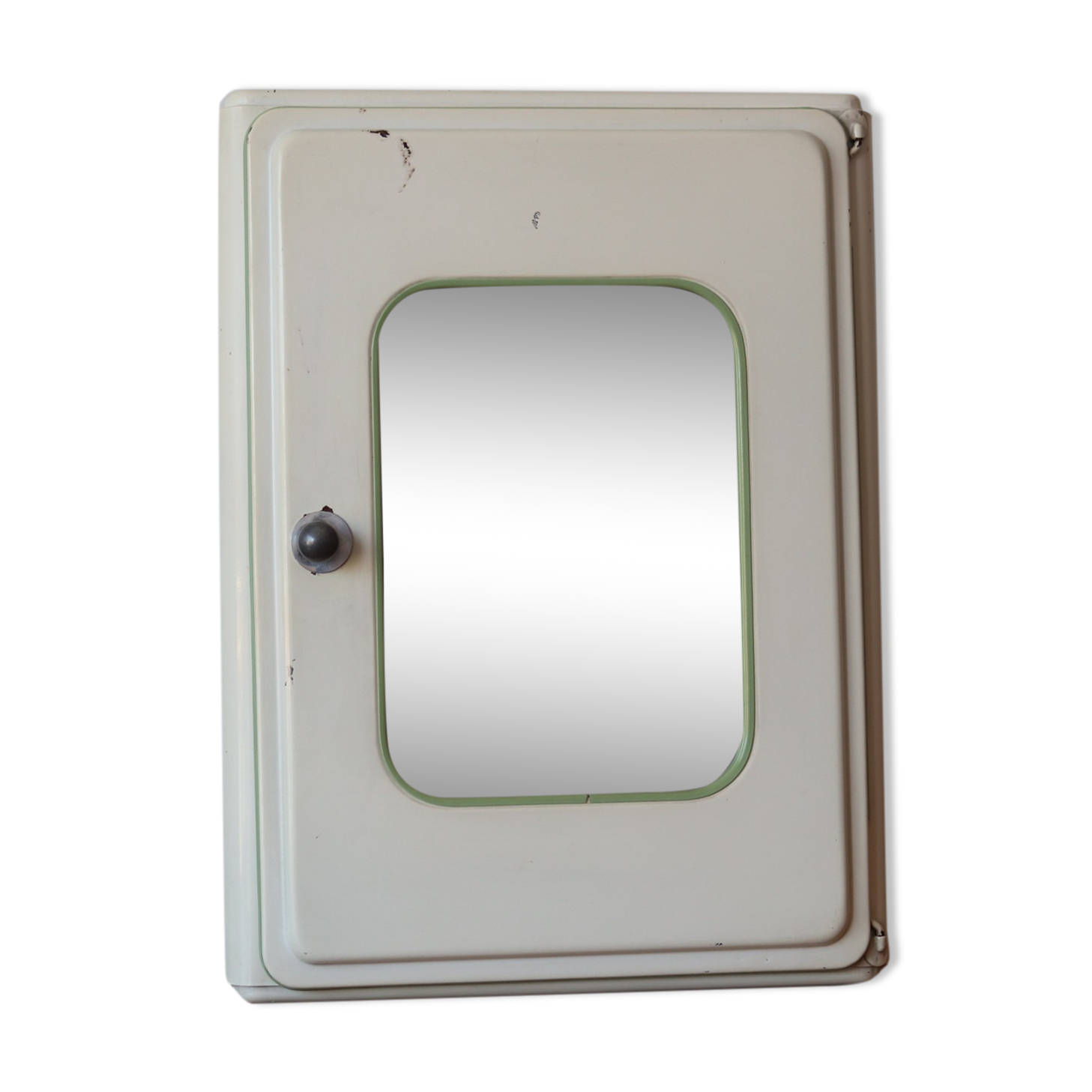 Wall-mounted medicine cabinet year 40