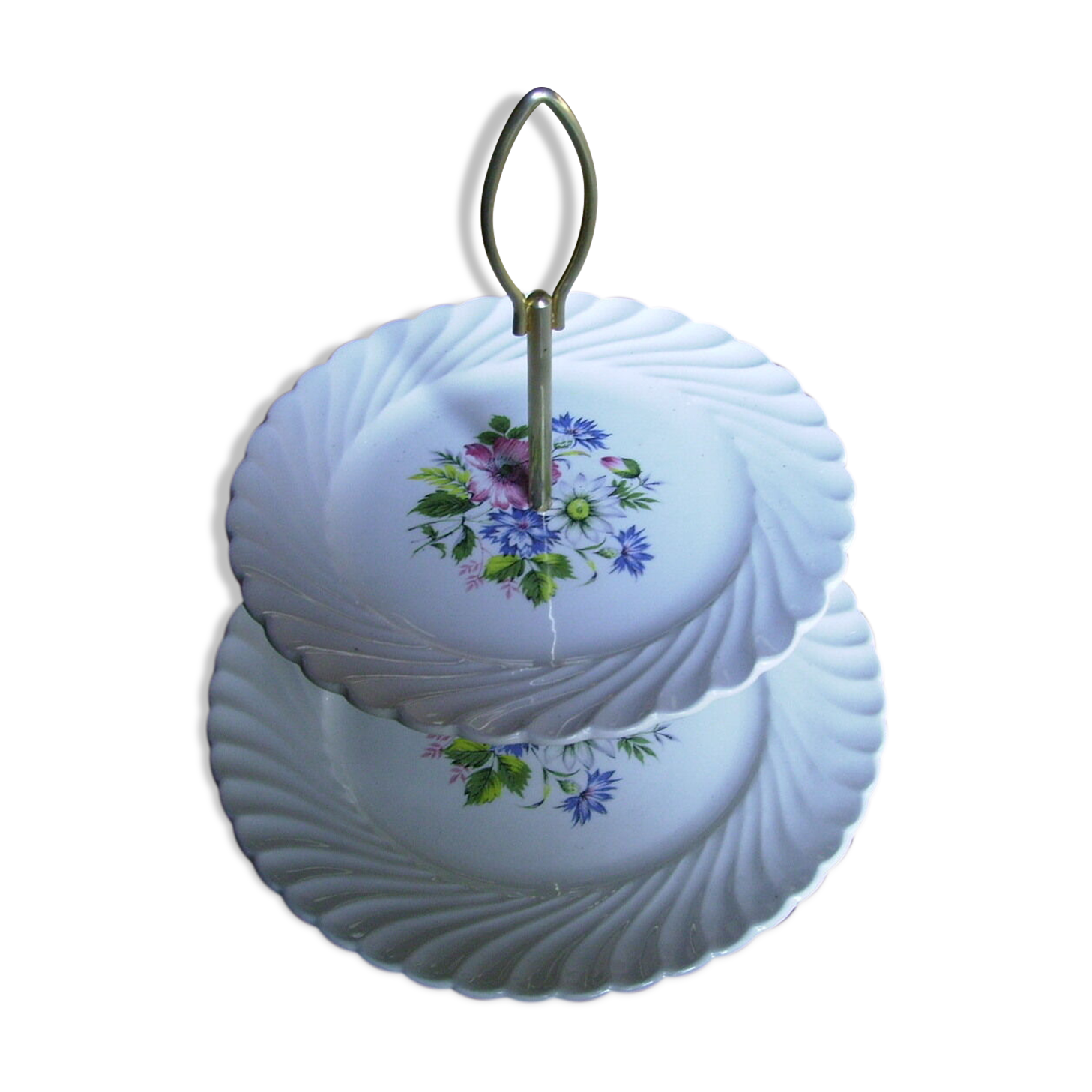 2-story KG Luneville servant decorated with flowers