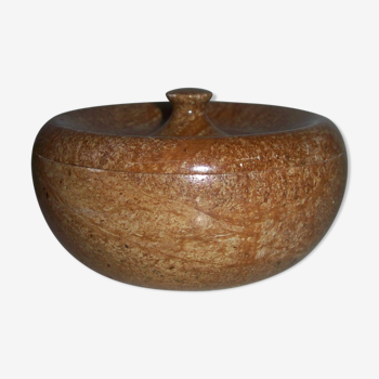 Apple-shaped stone box