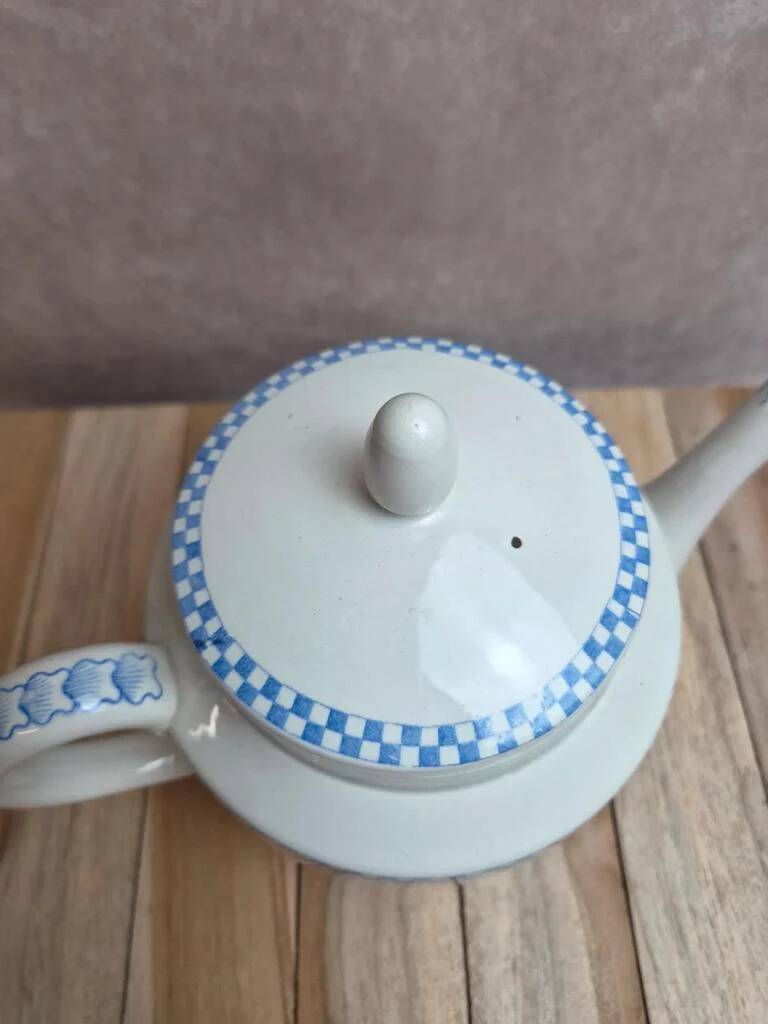 Antique teapot Terre de Fer Opaque from Sarreguemines – Blue checkerboard frieze
