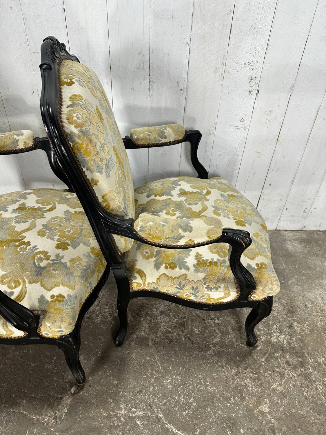 Paire de Fauteuils Cabriolets Louis XV