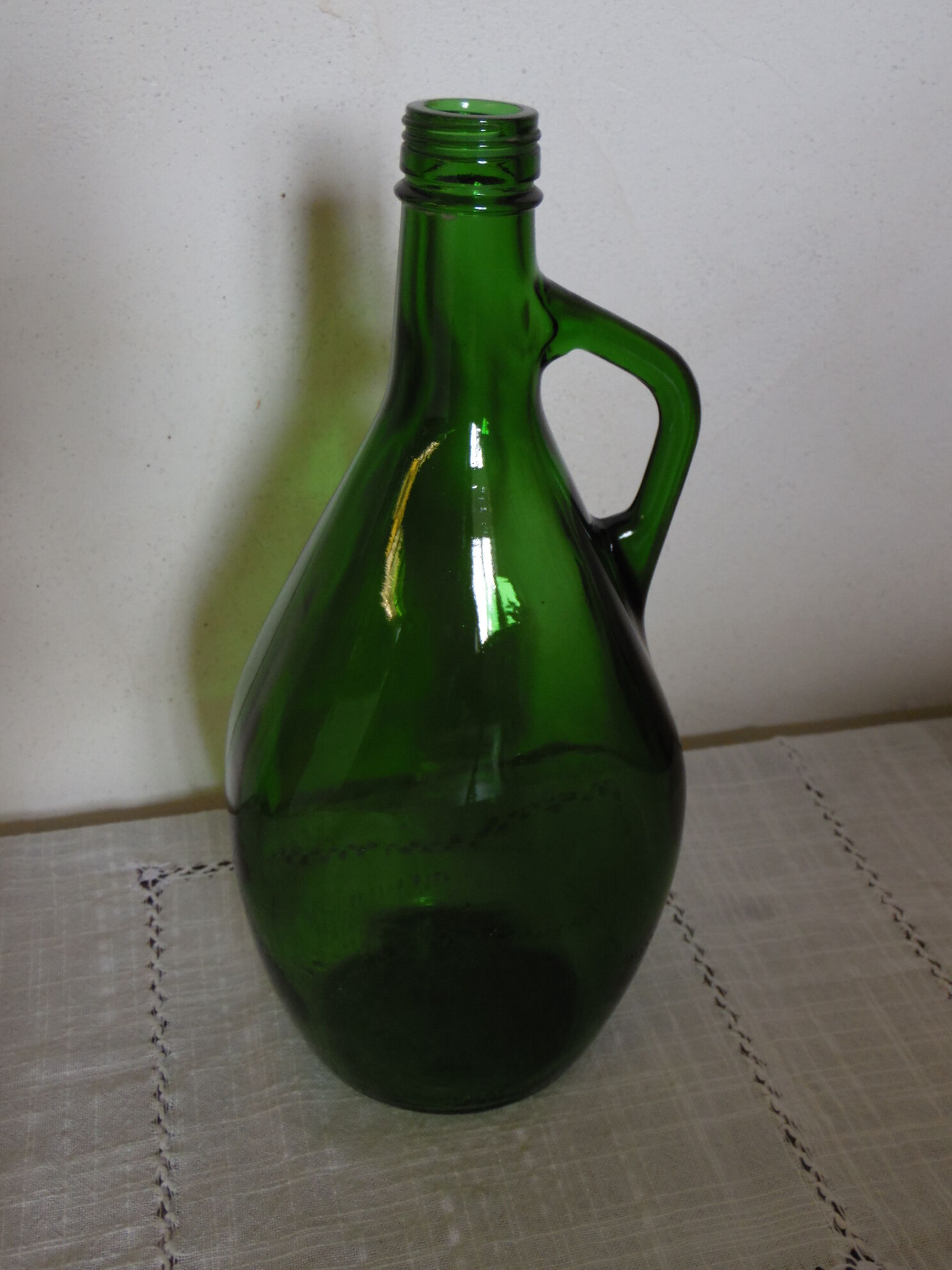 US Half Gallon glass bottle
