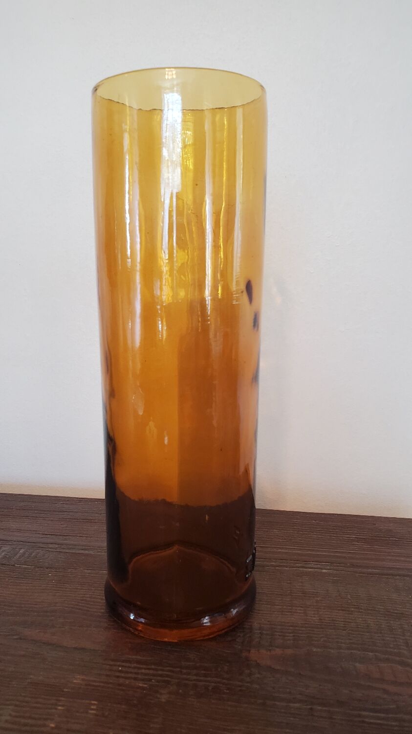 Vintage suze vase