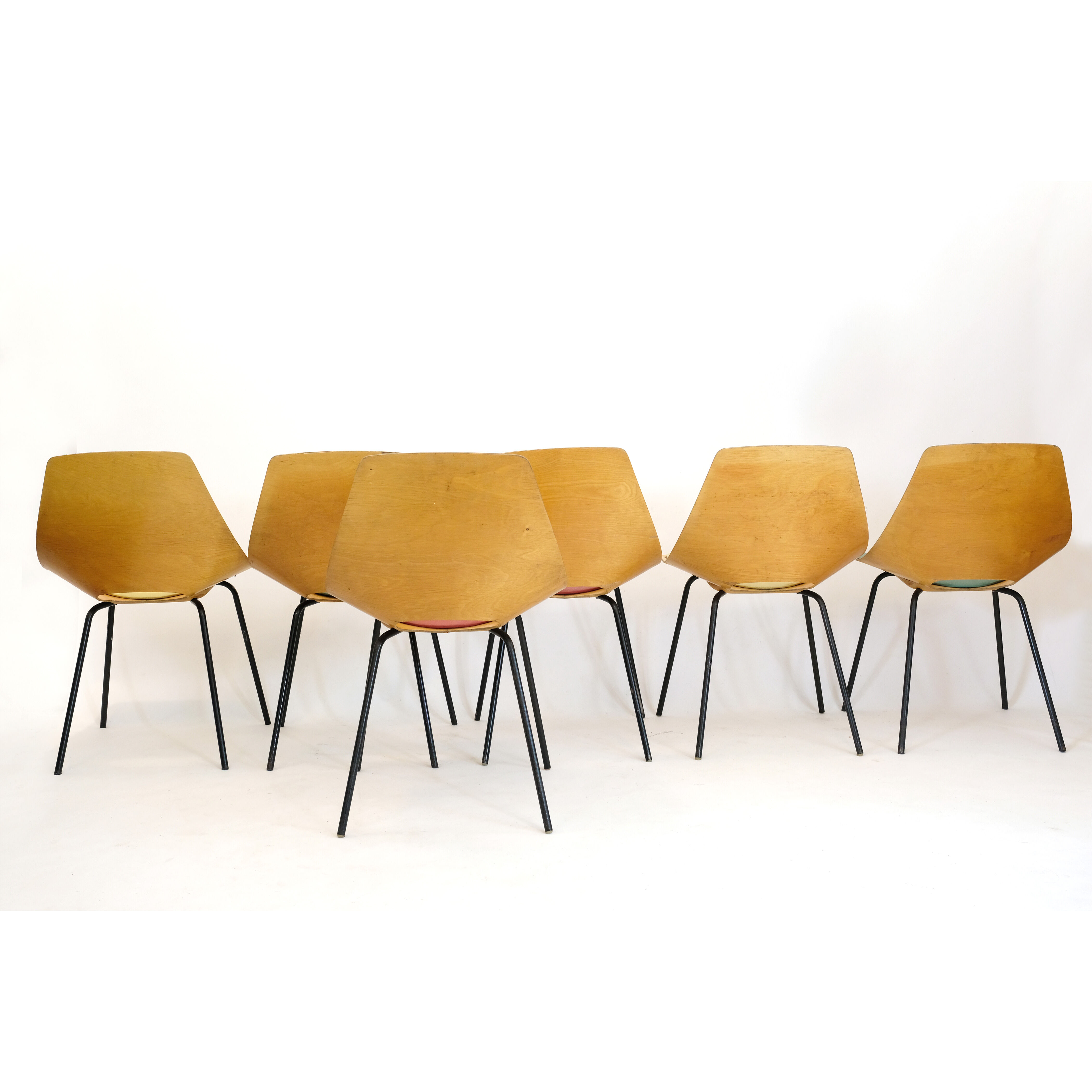 Pierre Guariche set of 6 Tonneau chairs, Steiner, 1960.