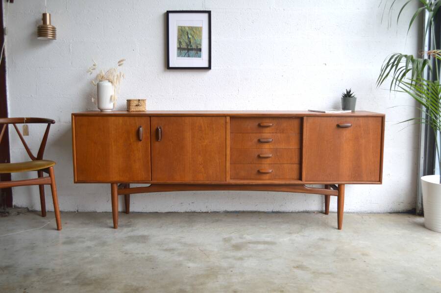 English enfilade by G-Plan 206cm