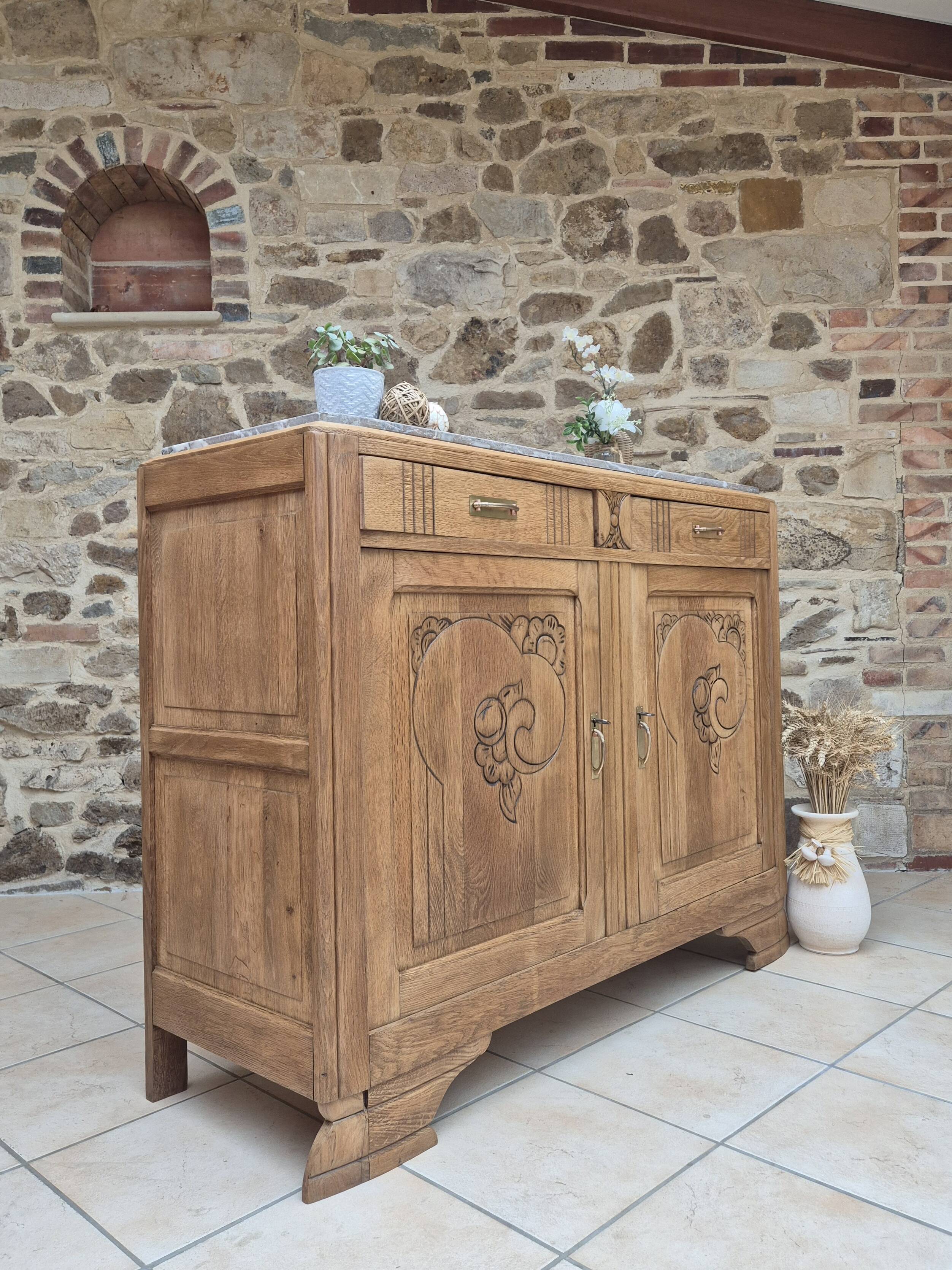 Buffet parisien art déco