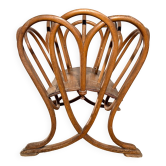 Art Nouveau sheet music or magazine holder, circa 1900, Thonet, turned beech wood