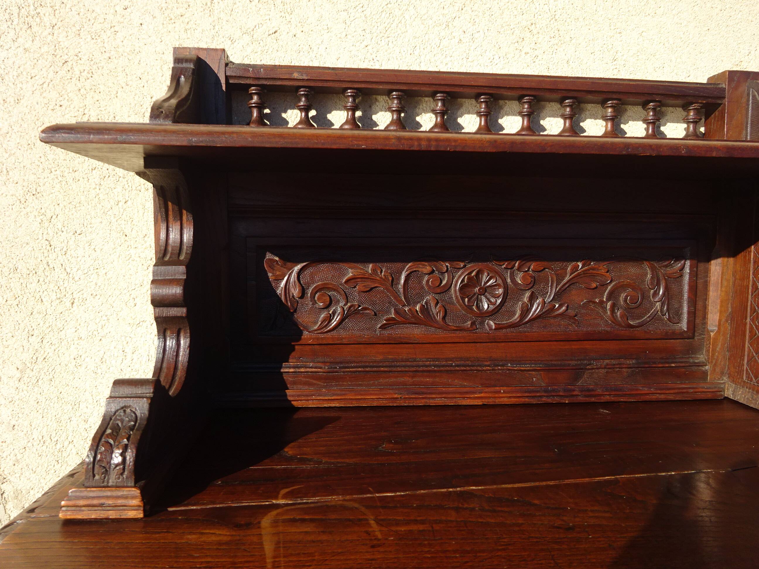 Old Breton dresser buffet