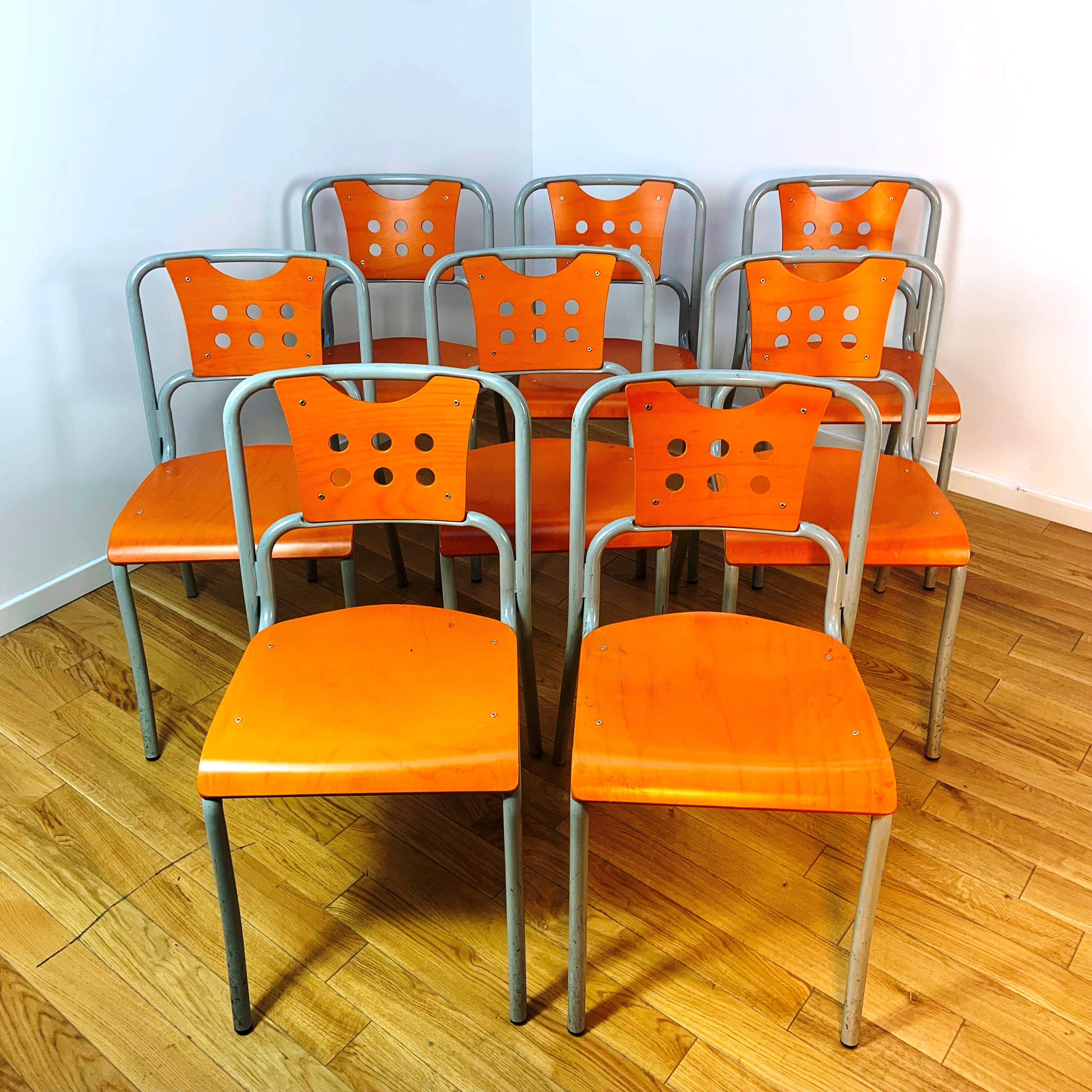 Vintage community chair