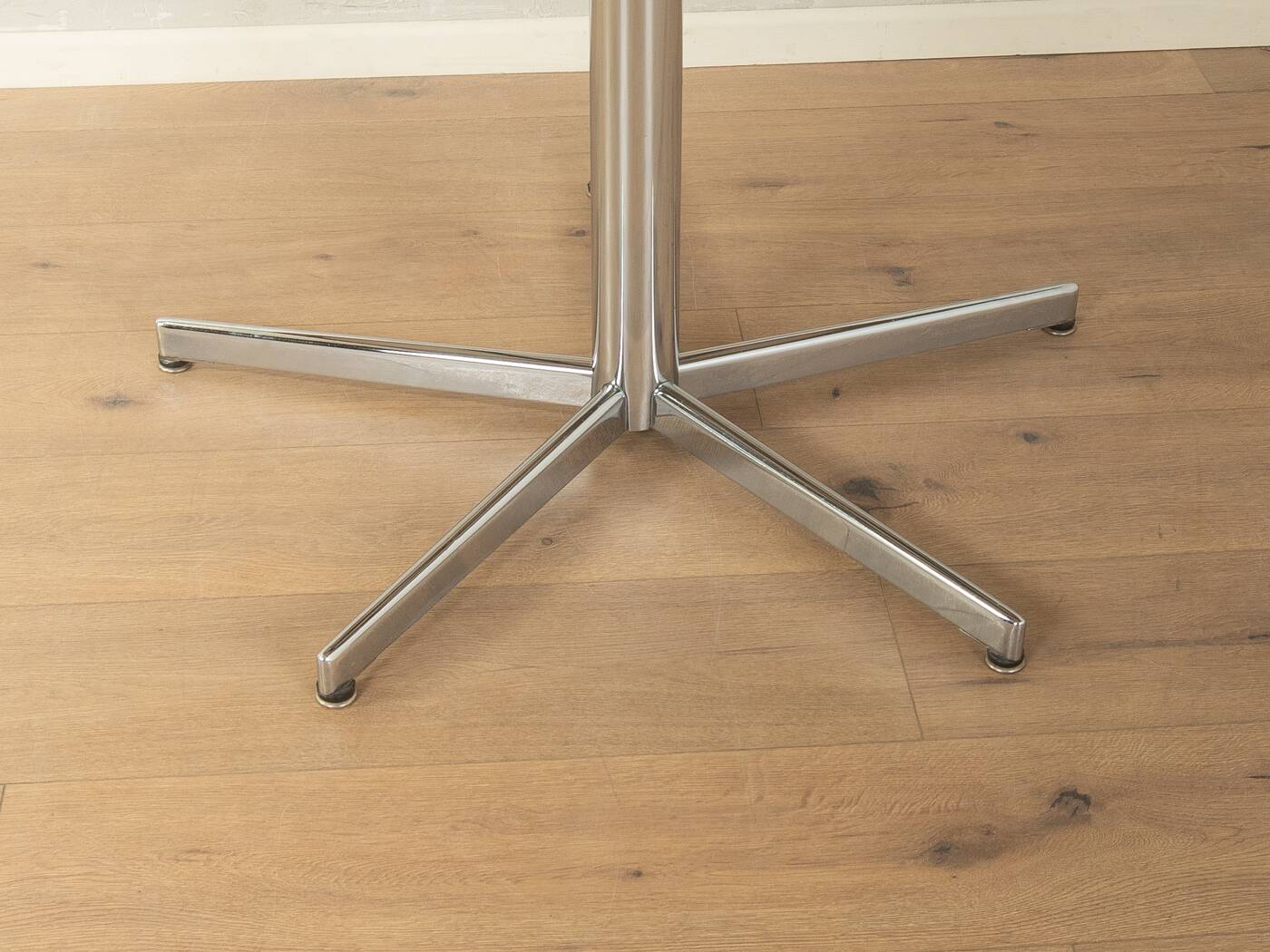 Extendable butterfly dining table, 1970s Space Age style