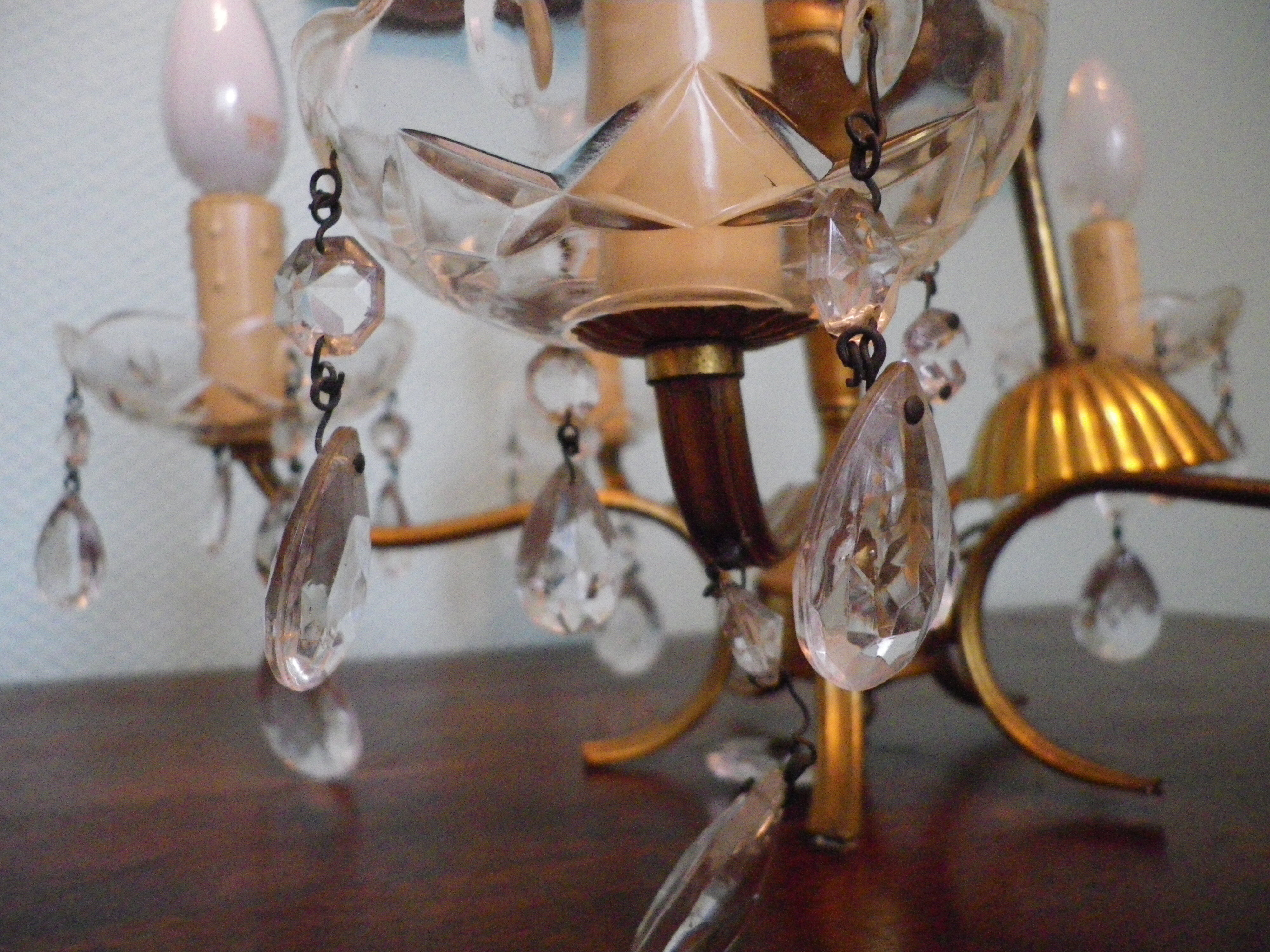 Suspension 5 lights, gold metal, glass cups with glass grapevines