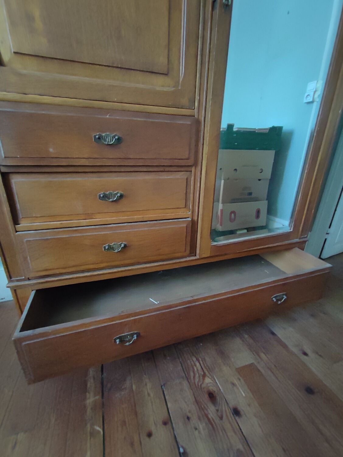 Vintage wardrobe with ice linen and wardrobe