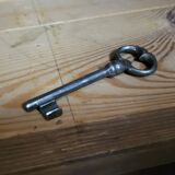 Louis XIV period wardrobe in solid oak, decorated with superb carvings