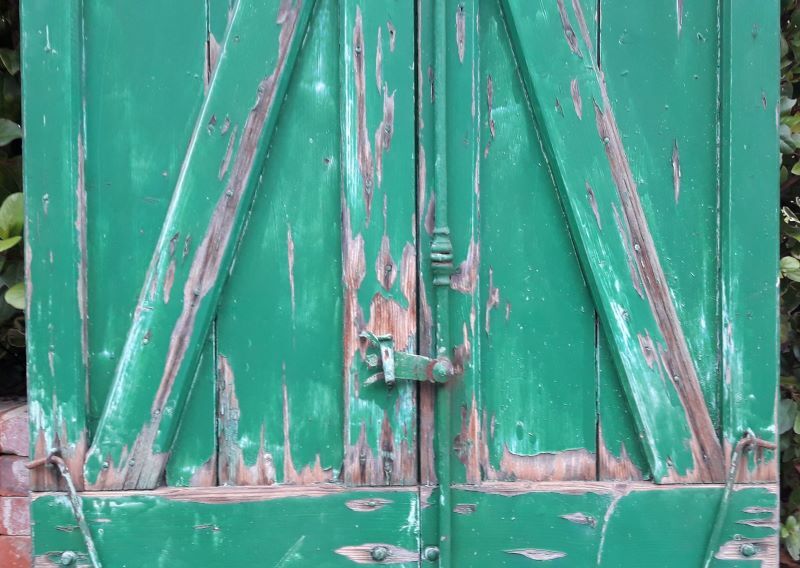 Pair of shutters H125xL87cm old painted fir