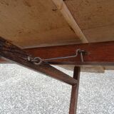 Tilting winegrower's table