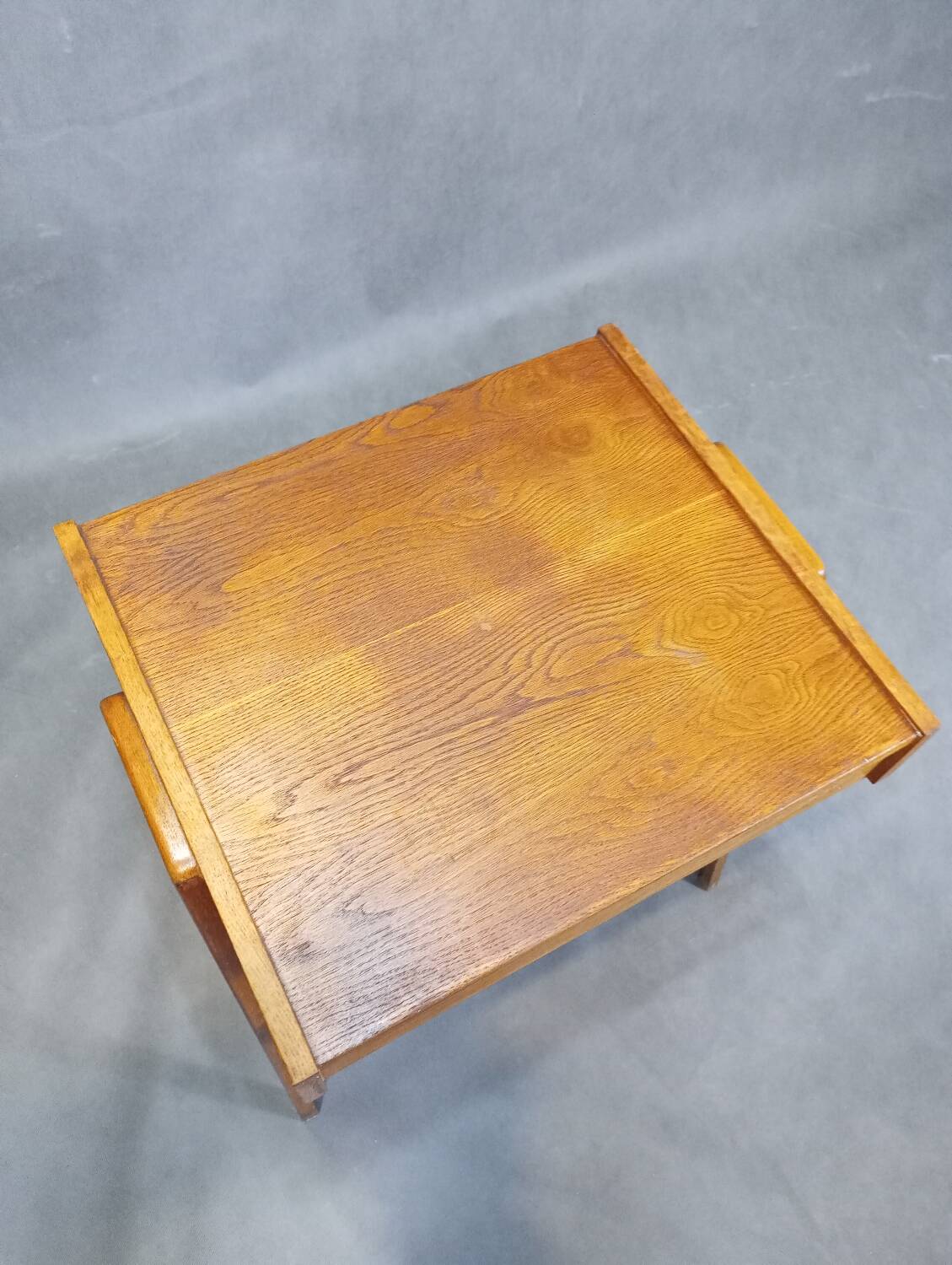 Table TV en chêne Jiràk par Drevotex, Vintage Tchèque 1960s