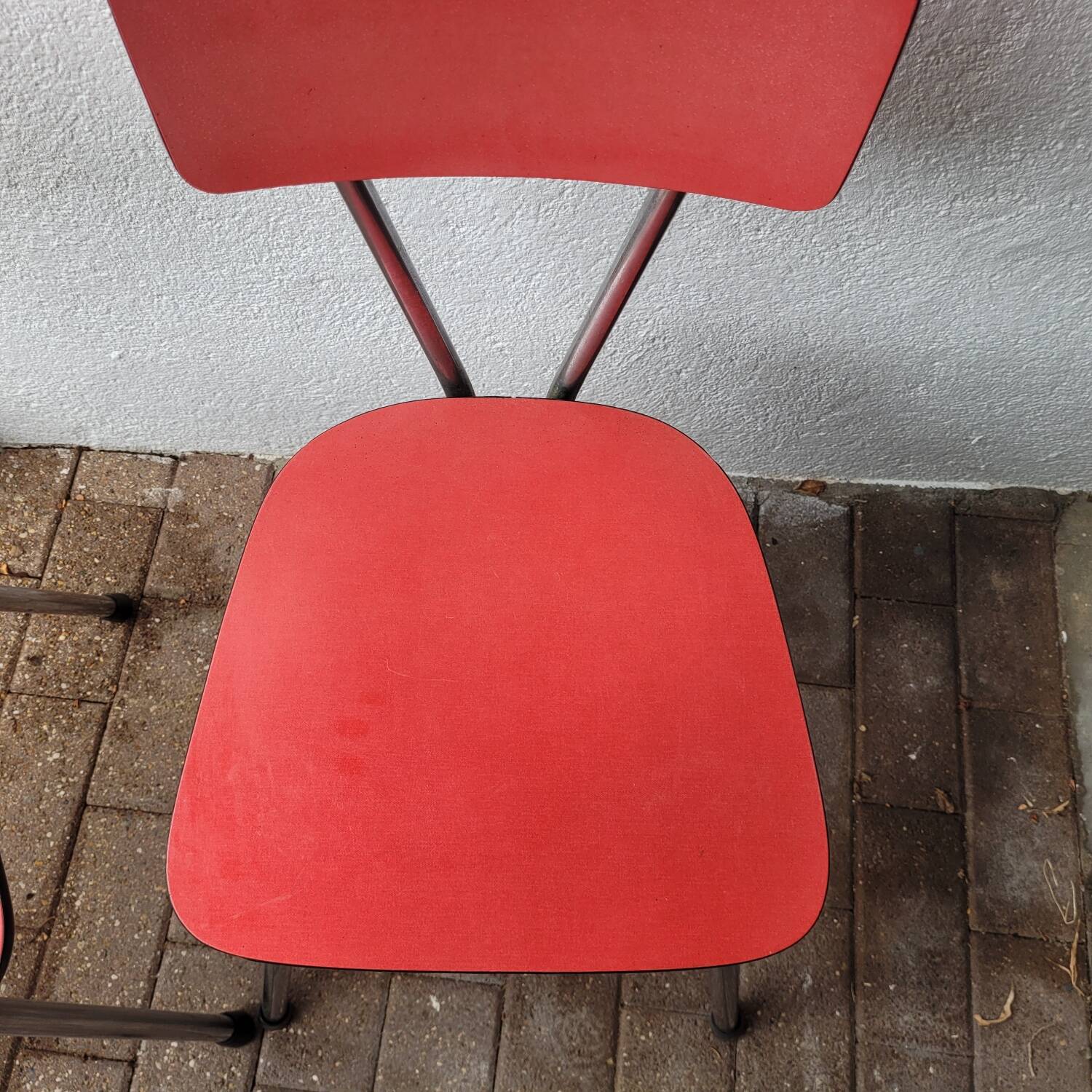 5 Red and Pale Green Formica Chairs – Vintage Retro