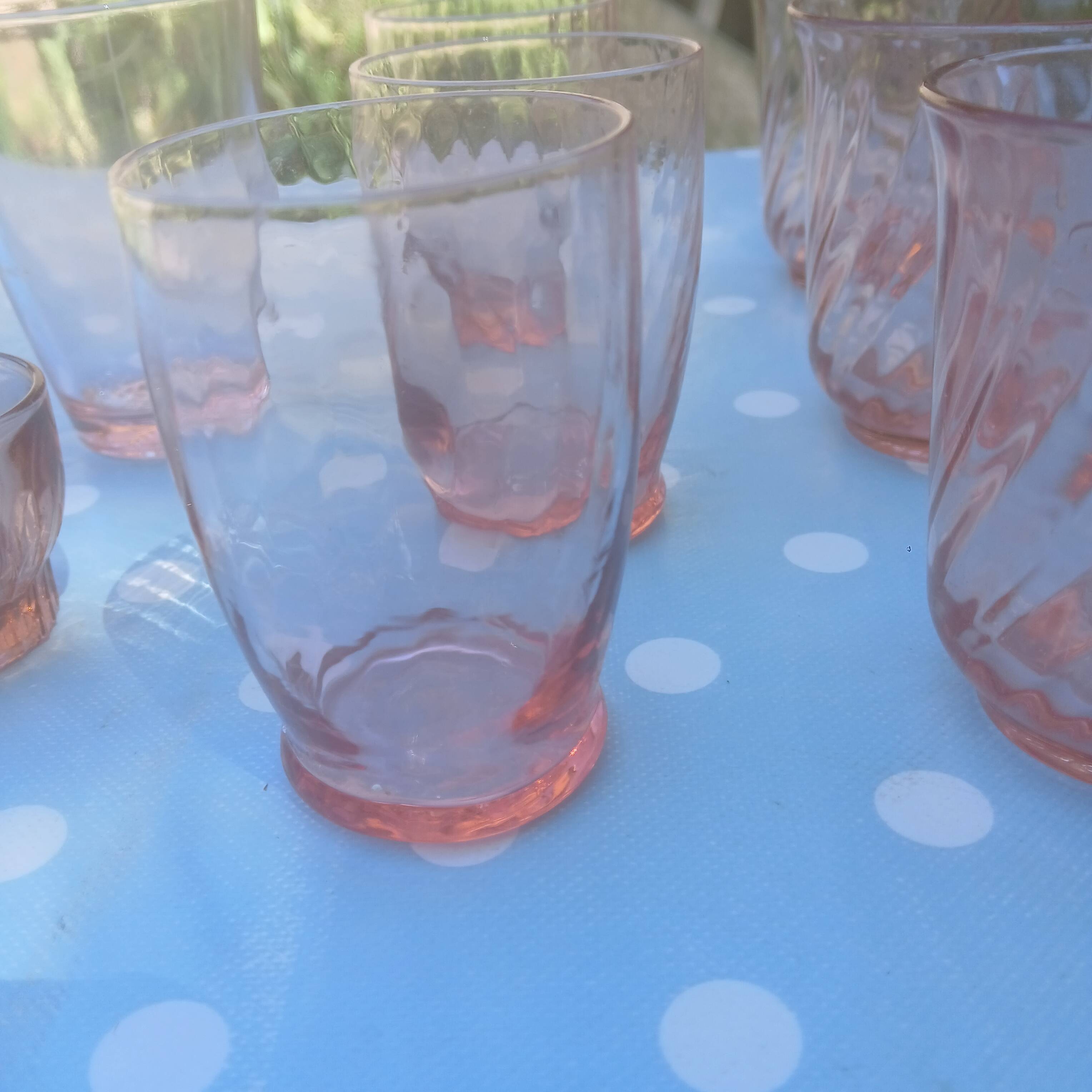 Verres vintage salmon pink colour